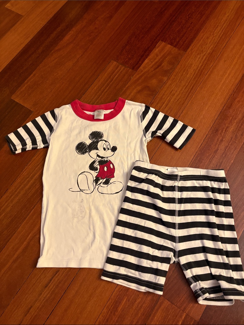 Hanna Andersson White, Black & Red Mickey Pajama Set